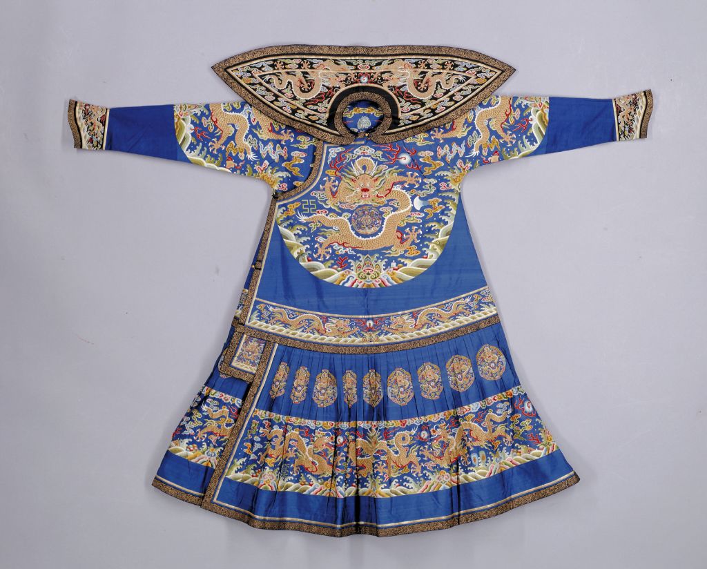 图片[1]-Blue Carved Silk Cloud Dragon Pattern Single Dynasty Robe-China Archive